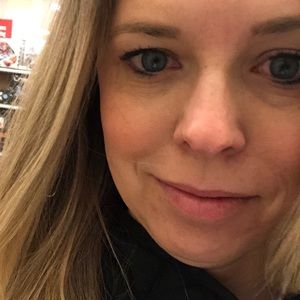 Meet your Posher, Lissa